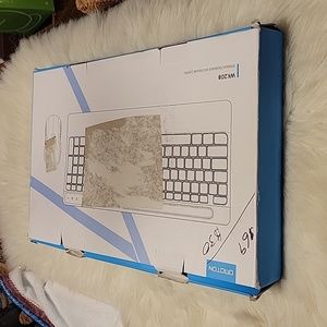 Omoton Wireless and mouse Combo